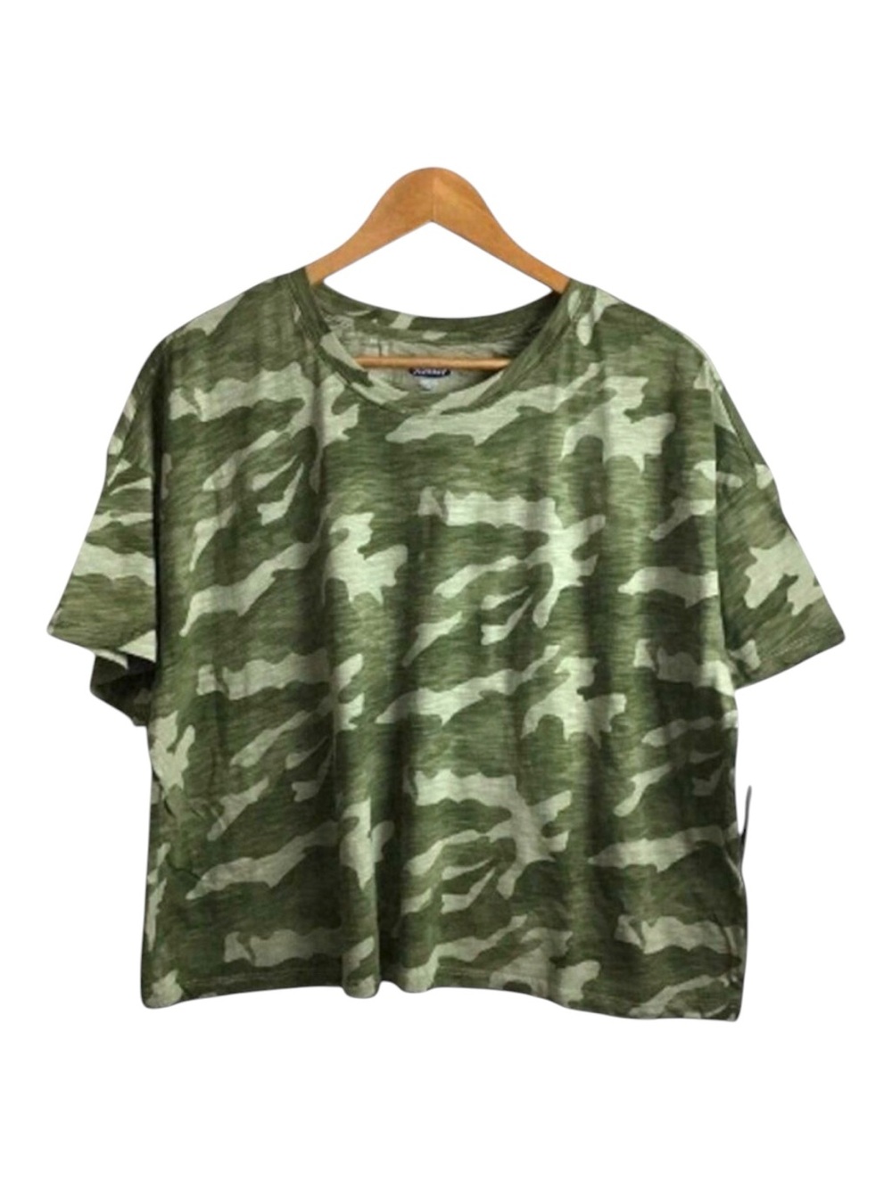Free with purchase of 2 jeans! Nwt camo crop top t-shirt in XL